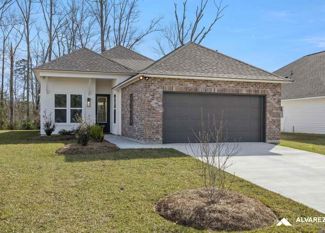 Property at 13793 Pinyon Dr, Denham Springs, LA 70726, 4 beds, 2 baths