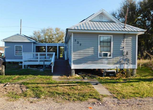 Property at 137 Terrebonne Ln, Golden Meadow, LA 70357, 2 beds, 1 bath