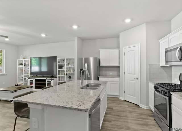 Property at 34888 Spring Trails Dr, Walker, LA 70785, 4 beds, 2 baths