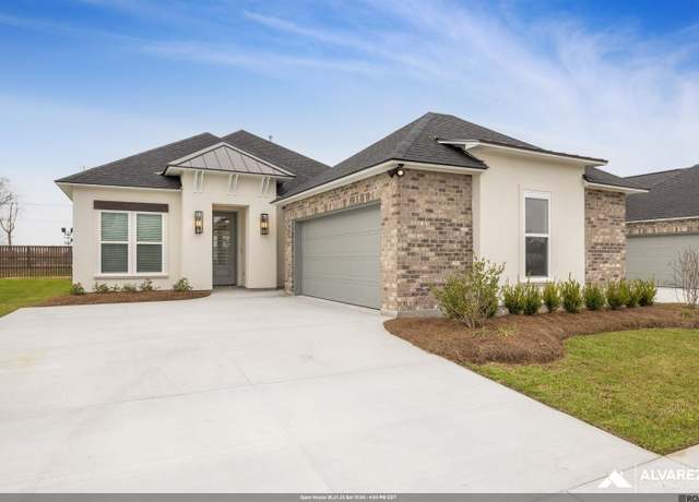 Property at 14436 Caroline Way, Saint George, LA 70810, 4 beds, 3 baths