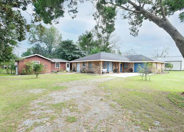Property at 2540 Highway 1, Labadieville, LA 70302, 3 beds, 2 baths