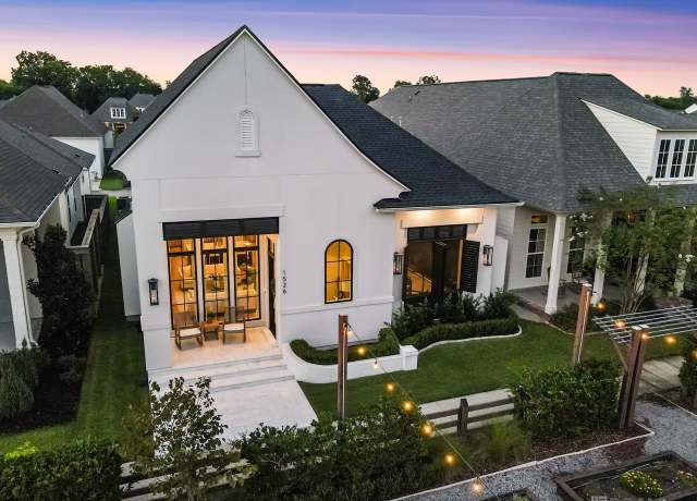 Property at 1526 Elm Row, Baton Rouge, LA 70810, 3 beds, 2.5 baths