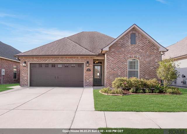 Property at 631 Beaumont Dr, Gonzales, LA 70737, 4 beds, 3 baths