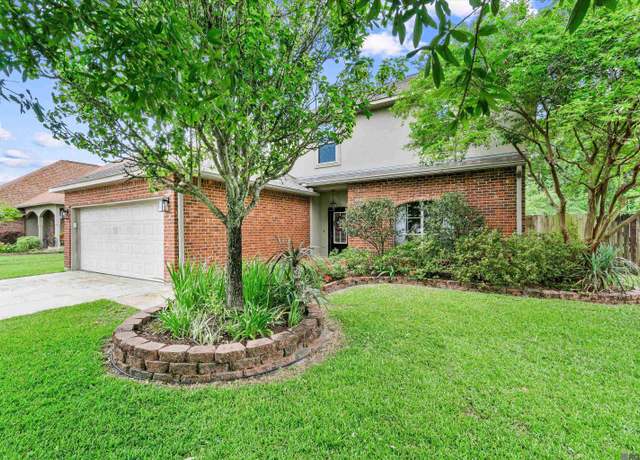 Property at 43201 Sycamore Bend Ave, Gonzales, LA 70737, 4 beds, 2.5 baths