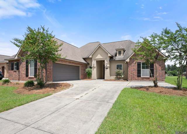 Property at 4927 Woodstock Way Dr, Greenwell Springs, LA 70739, 4 beds, 2 baths