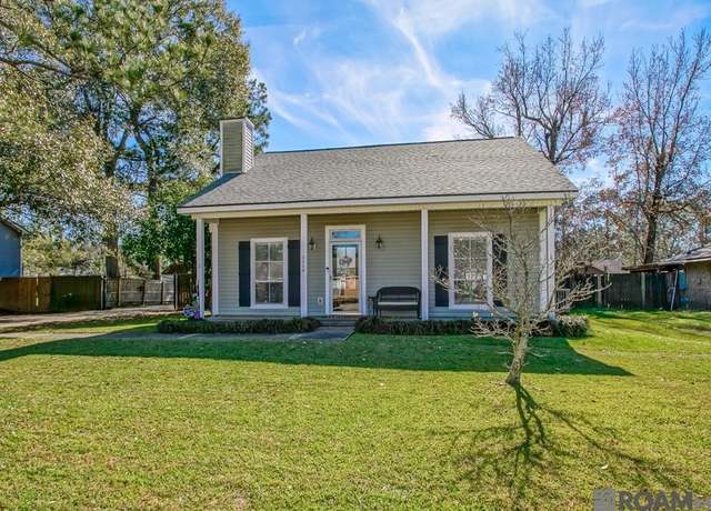 Property at 8856 Evening Shadow Dr, Denham Springs, LA 70726, 3 beds, 2 baths