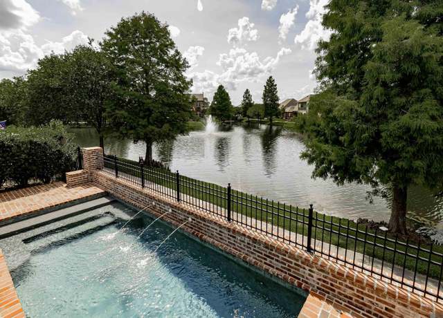 Property at 2924 Rue D Orleans, Baton Rouge, LA 70810, 3 beds, 3 baths