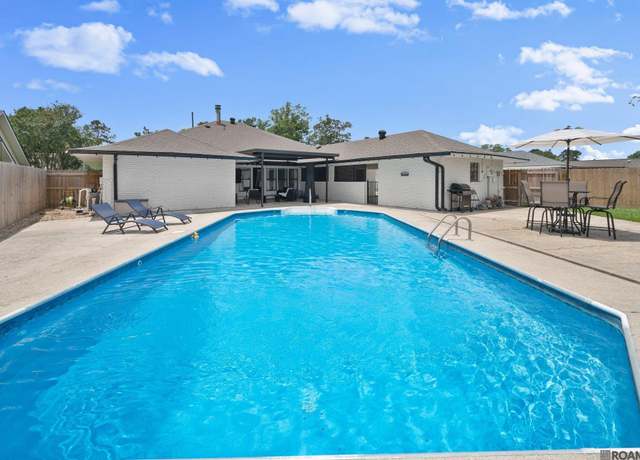 Property at 16039 Haynes Bluff Ave, Saint George, LA 70817, 4 beds, 2.5 baths
