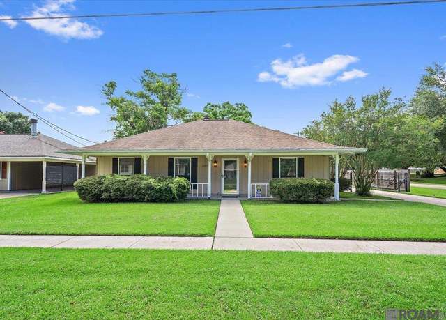 Property at 3453 39th St, Zachary, LA 70791, 3 beds, 2 baths