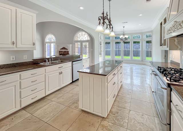 Property at 20695 Vermont St, Livingston, LA 70754, 4 beds, 3.5 baths
