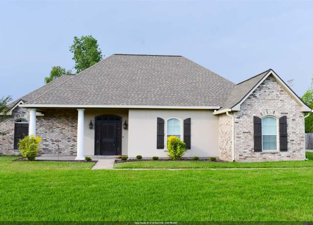 Property at 3110 River Landing Dr, Addis, LA 70710, 3 beds, 2.5 baths
