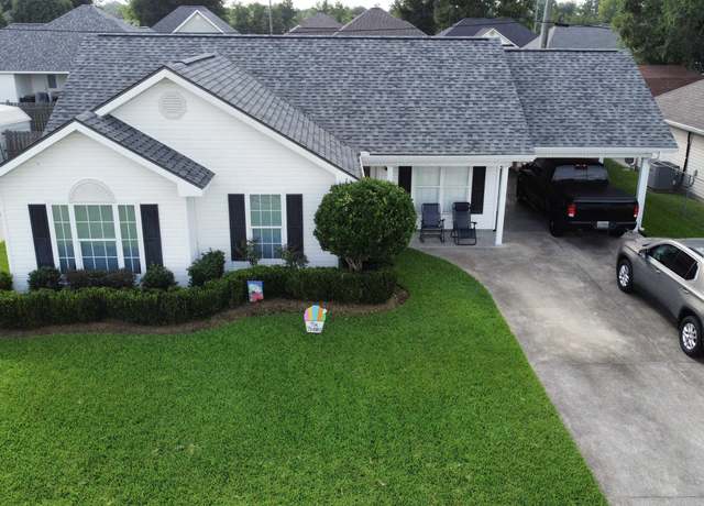 Property at 213 Jennifer St, Gray, LA 70395, 3 beds, 2 baths