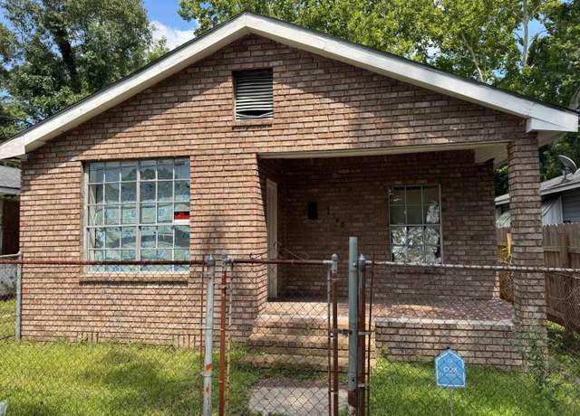 Property at 4340 Tuscarora St, Baton Rouge, LA 70805, 2 beds, 2 baths