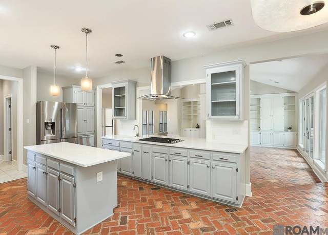 Property at 1839 Applewood Rd, Baton Rouge, LA 70808, 4 beds, 2.5 baths