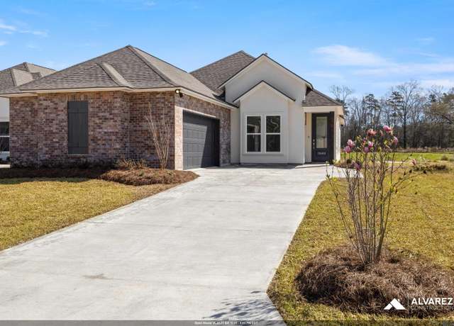 Property at 10644 Deric Ave, Denham Springs, LA 70726, 4 beds, 2 baths