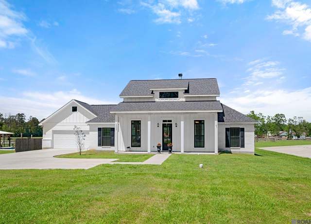 Property at 15003 La Hwy 431, Prairieville, LA 70769, 3 beds, 2.5 baths