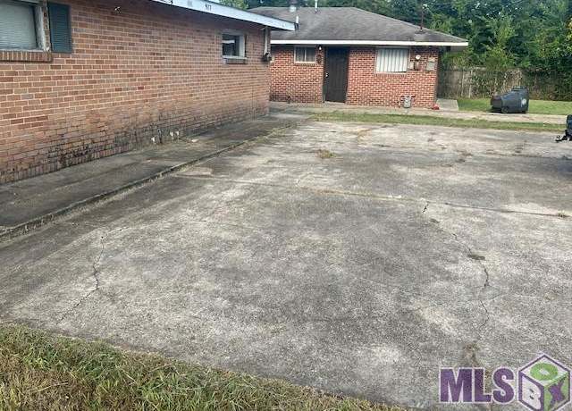 Property at 977 W Grant St, Baton Rouge, LA 70802