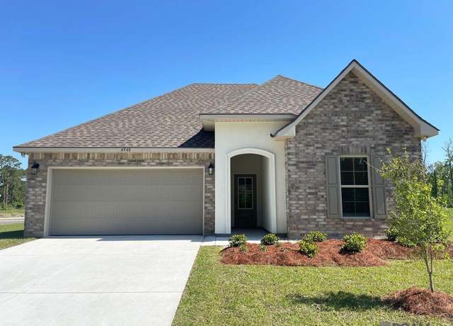 Property at 4948 Cottage Dr, Addis, LA 70710, 3 beds, 2 baths