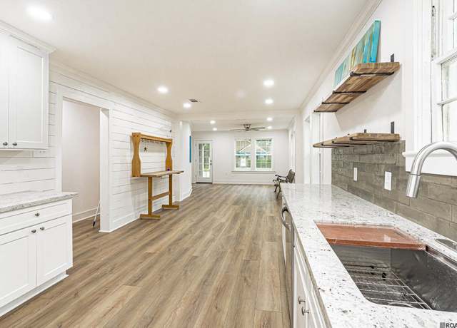 Property at 4249 Convention St, Baton Rouge, LA 70806, 3 beds, 2 baths