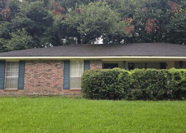 Property at 16032 Batavia Ave, Baton Rouge, LA 70817, 3 beds, 2 baths