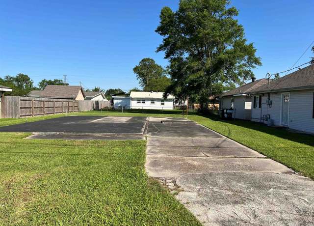 Property at 128 Wayne Ave, Houma, LA 70360