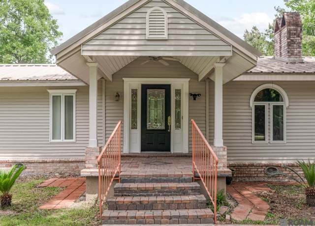 Property at 26237 Crown Dr, Ponchatoula, LA 70454, 3 beds, 3 baths