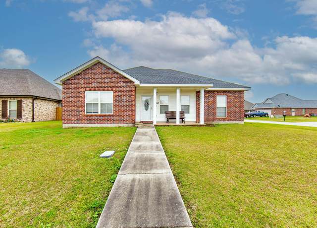 Property at 132 Cane Break Dr, Thibodaux, LA 70301, 3 beds, 2 baths