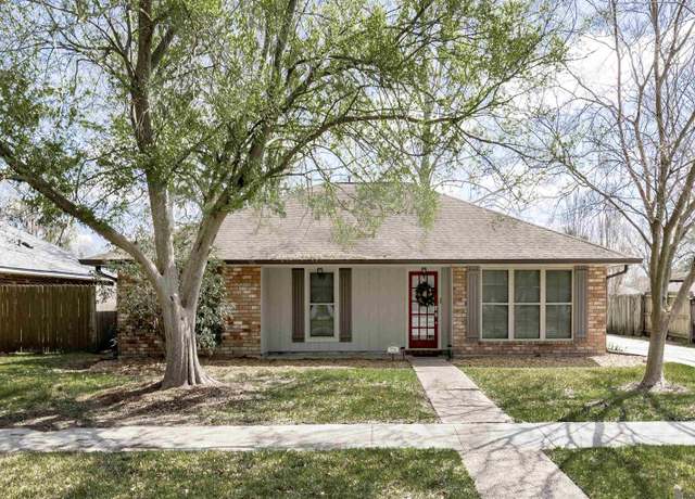 Property at 7331 Proxie Dr, Baton Rouge, LA 70817, 3 beds, 2 baths
