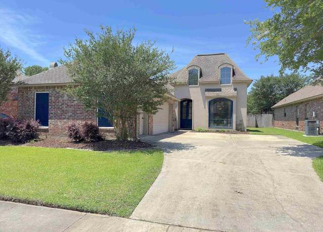 Property at 3486 Brookmeade Dr, Baton Rouge, LA 70816, 3 beds, 2 baths