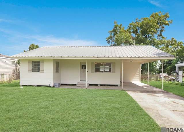 Property at 40490 Barden Rd, Gonzales, LA 70737, 2 beds, 1 bath