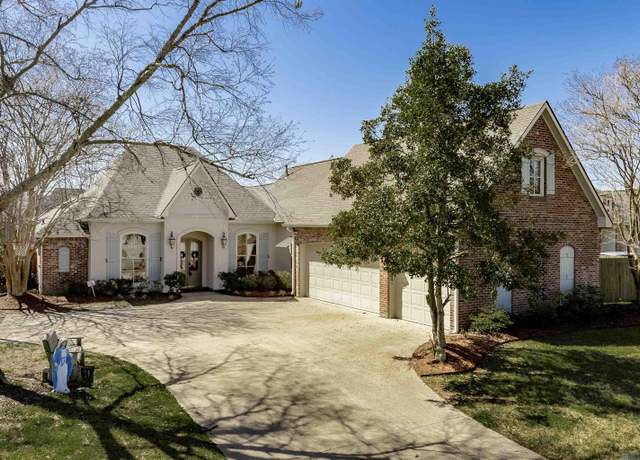 Property at 37329 Mindy Way Ave, Prairieville, LA 70769, 4 beds, 3 baths