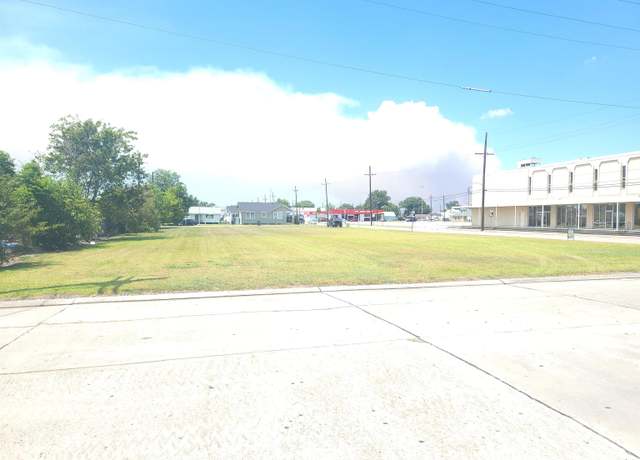 Property at 1002 Aycock St, Houma, LA 70364