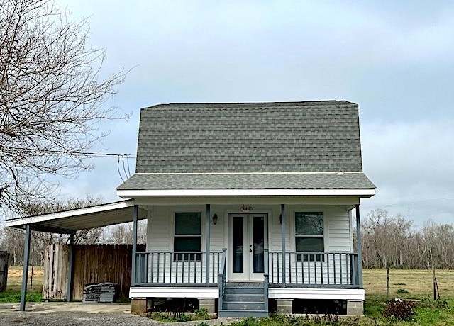 Property at 369 Buchanan St, Larose, LA 70373, 2 beds, 1 bath