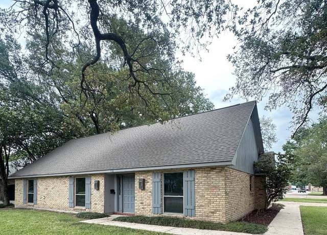Property at 6122 S Pollard Pkwy, Baton Rouge, LA 70808, 3 beds, 2 baths