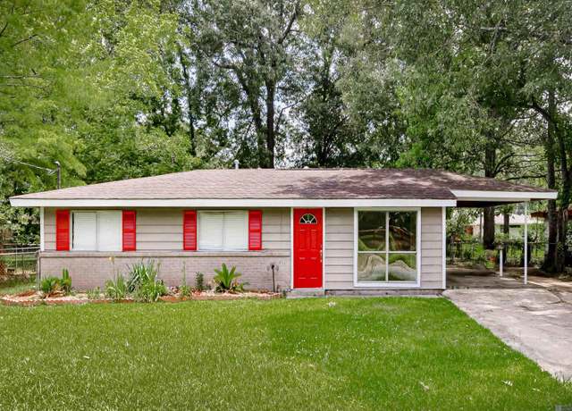 Property at 9342 Cedar Glen Dr, Baton Rouge, LA 70811, 3 beds, 1.5 baths
