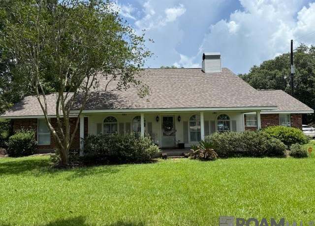 Property at 25868 Walker South Rd, Denham Springs, LA 70726, 3 beds, 3 baths