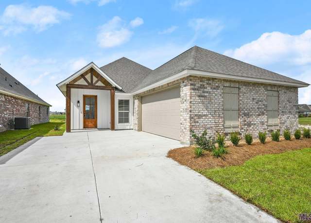 Property at 3216 Creekmere Ln, Baton Rouge, LA 70810, 3 beds, 2 baths