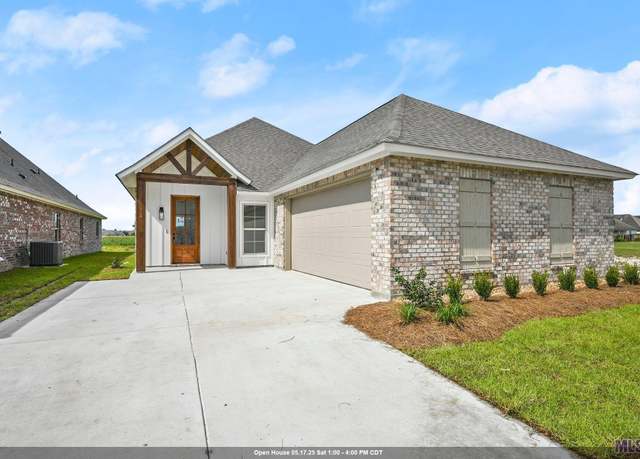 Property at 3247 Creekmere Ln, Baton Rouge, LA 70810, 3 beds, 2 baths
