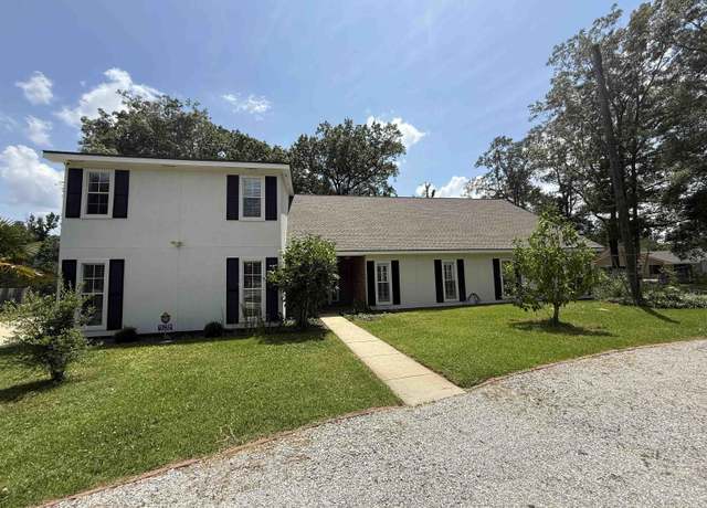 Property at 16706 Planchet Rd, Greenwell Springs, LA 70739, 5 beds, 4 baths