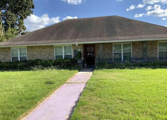 Property at 9534 W Darryl Pkwy, Baton Rouge, LA 70815, 5 beds, 2.5 baths