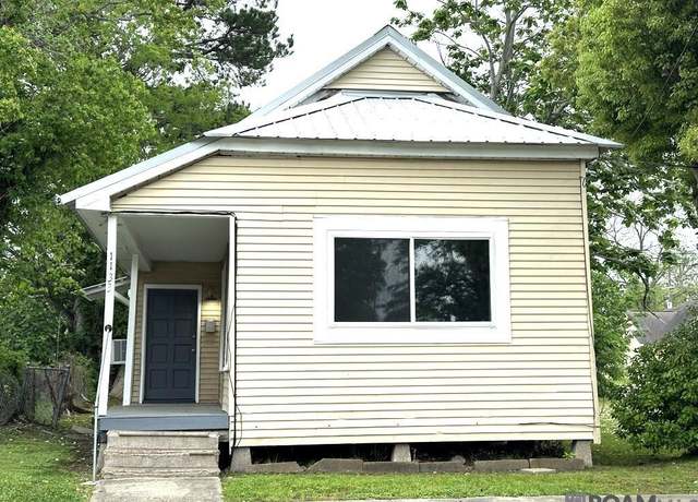 Property at 1133 Maximillian St, Baton Rouge, LA 70802, 3 beds, 2 baths