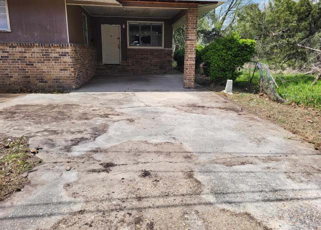 Property at 3805 Pocasset St, Baton Rouge, LA 70805, 3 beds, 2 baths