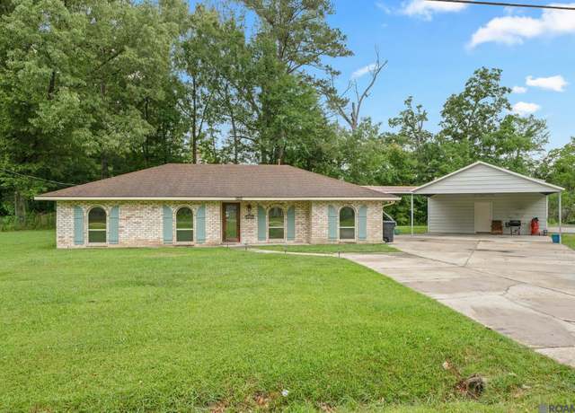 Property at 5550 Mapleton Dr, Greenwell Springs, LA 70739, 4 beds, 2 baths