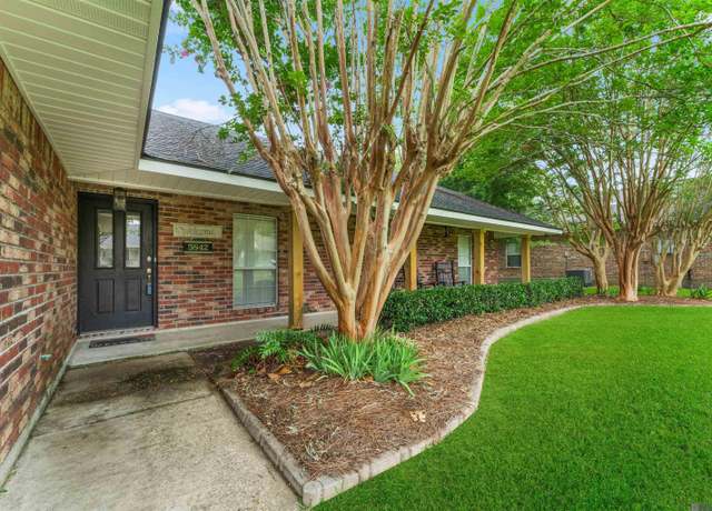 Property at 5842 Sophie Anne Dr, Zachary, LA 70791, 3 beds, 2 baths