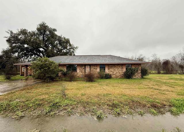 Property at 4525 Walter Hill Rd, Darrow, LA 70725, 3 beds, 2 baths