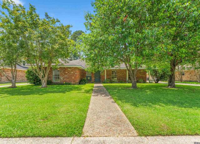 Property at 1658 S Elaine Dr, Baton Rouge, LA 70815, 3 beds, 2.5 baths