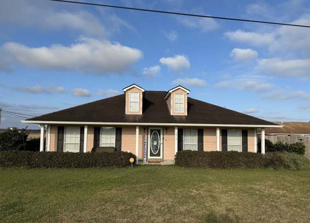Property at 1418 Park Dr, Thibodaux, LA 70301, 3 beds, 2 baths