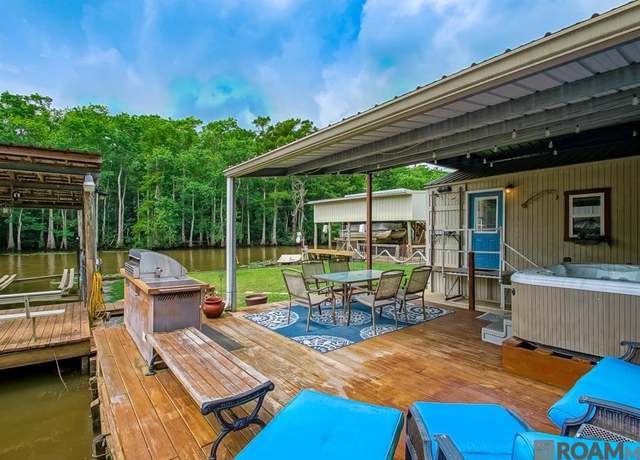 Property at 23082 Chene Blanc Ln, Maurepas, LA 70449, 2 beds, 1.5 baths