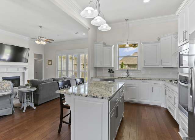 Property at 7323 Bessie Dr, Denham Springs, LA 70706, 4 beds, 3 baths