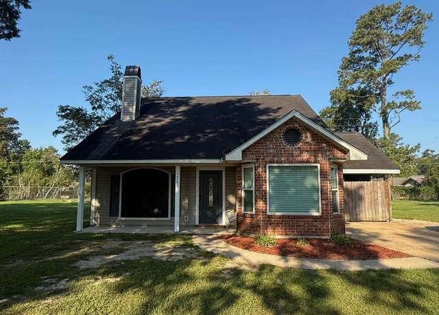 Property at 7420 Linda Lee Dr, Denham Springs, LA 70706, 3 beds, 2 baths